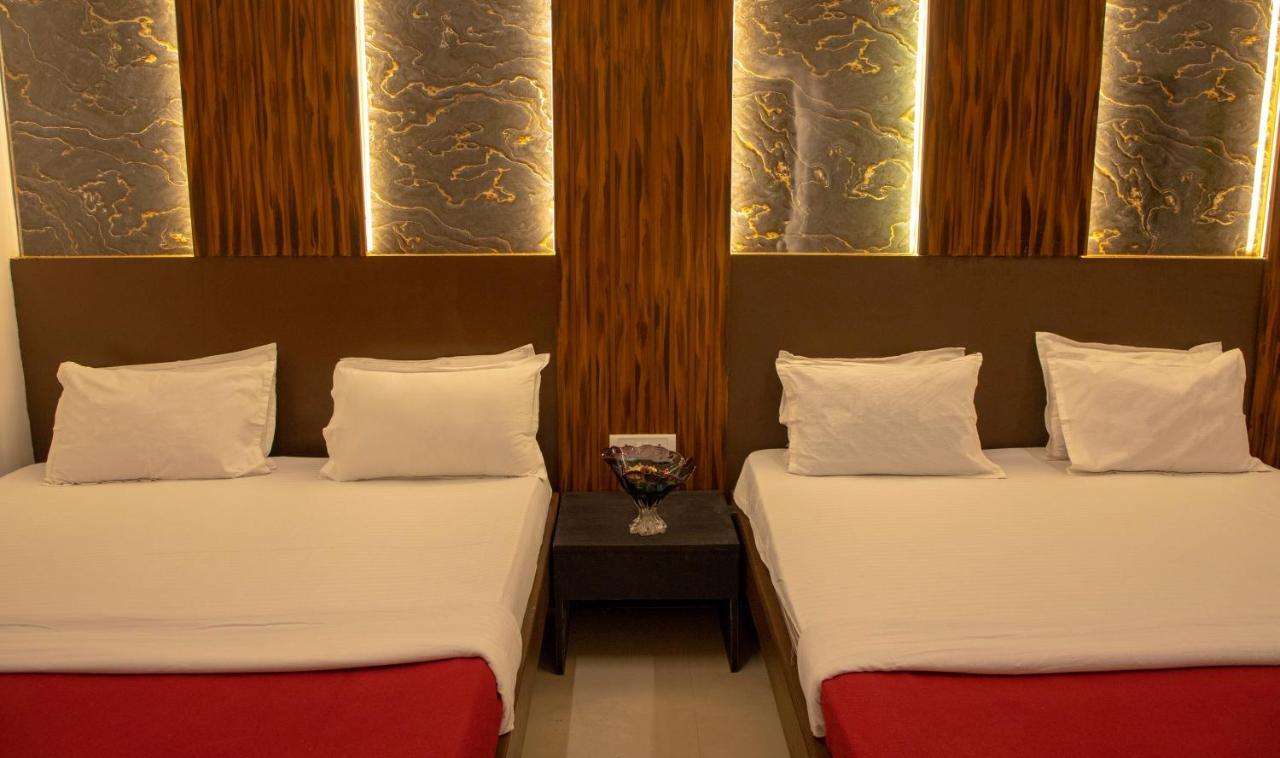Empire Royale Hotel Mumbai Exterior foto